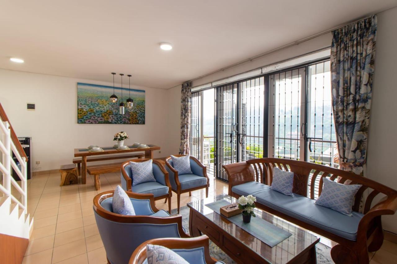 Villa Keluarga Syariah Resor Dago Pakar Bandung - View Bukit Dış mekan fotoğraf