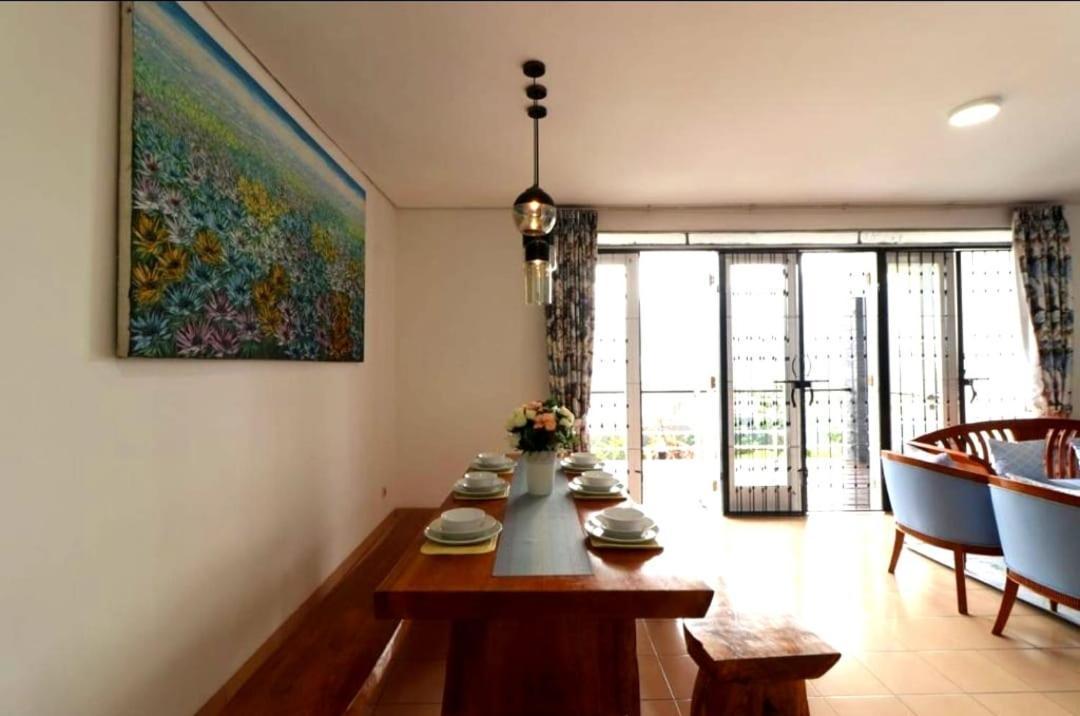 Villa Keluarga Syariah Resor Dago Pakar Bandung - View Bukit Dış mekan fotoğraf