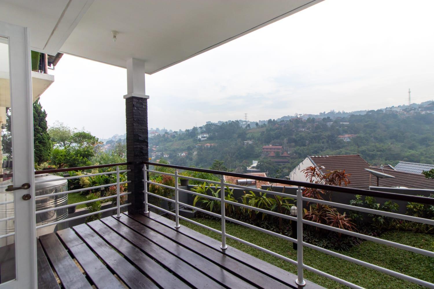 Villa Keluarga Syariah Resor Dago Pakar Bandung - View Bukit Dış mekan fotoğraf